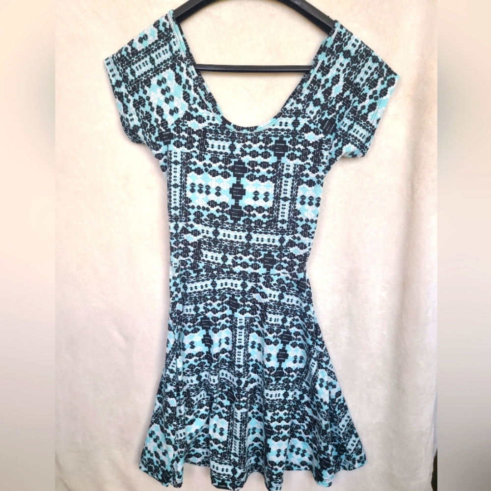 Short Blue and Black Dress with Back Cutout